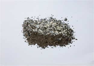 鳞片石墨在烧成车轴承上的应用(图1)